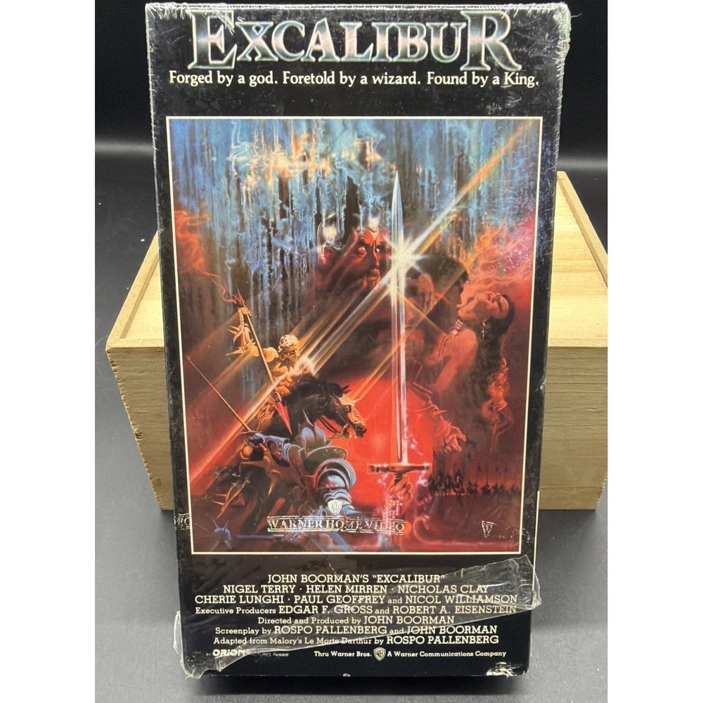 Excalibur - 1981 VHS - Liam Neeson, Patrick Stewart - King Arthur,Medieval times